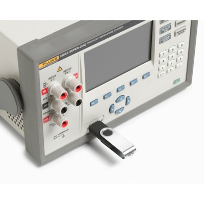 1586A Super-DAQ 정밀 온도 스캐너