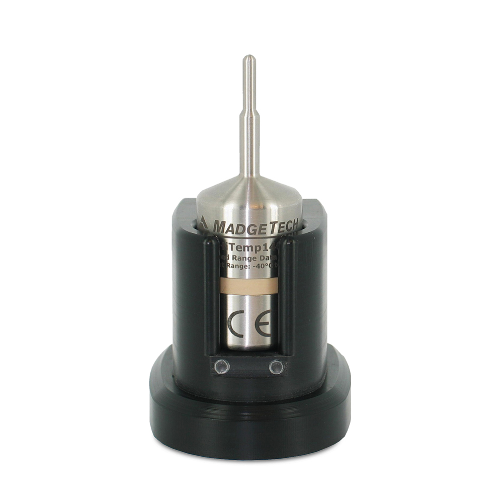MadgeTech IFC400 인터페이스 - HiTemp140 로거를 도킹 스테이션에 꽂아 USB 케이블로 PC에 연결한 구성