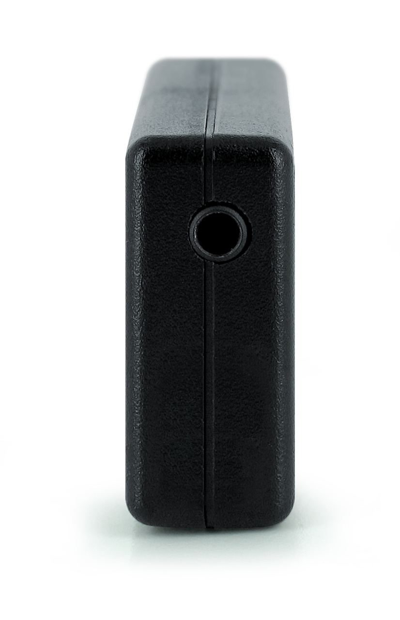 MadgeTech RHTemp101A - 본체 측면의 케이블 접속부 구멍