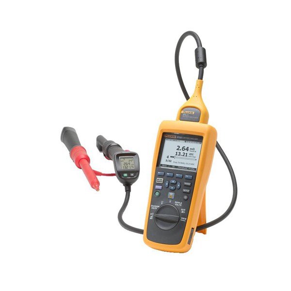 Fluke BT510 - 프로브와 유연 센서가 연결된 배터리 테스터