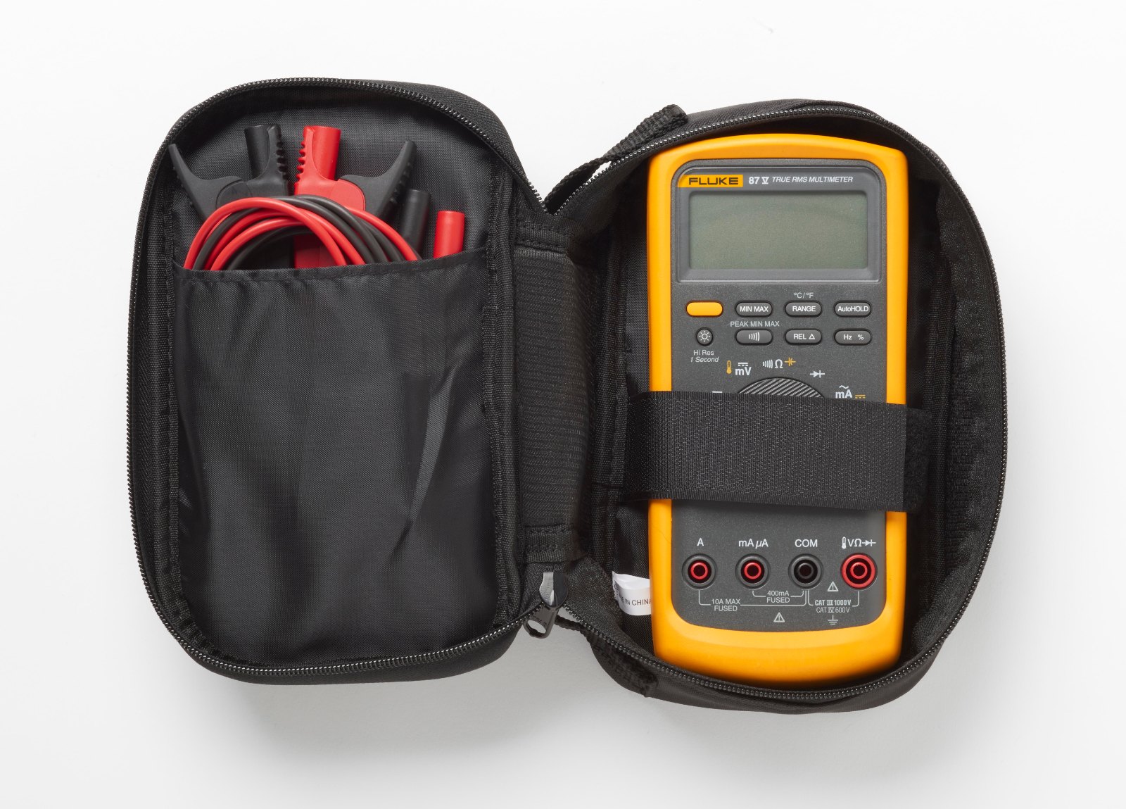 FLUKE C35 - 멀티미터와 테스트 리드를 수납한 케이스 내부
