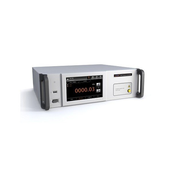 ADDITEL ADT780S - 컬러 터치 화면이 있는 랙형 압력 컨트롤러 전면