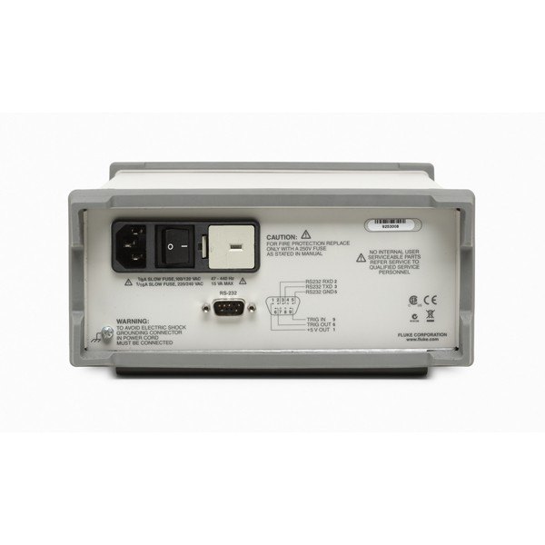 FLUKE 8808A - 전원 입력부와 통신 포트가 있는 멀티미터 후면