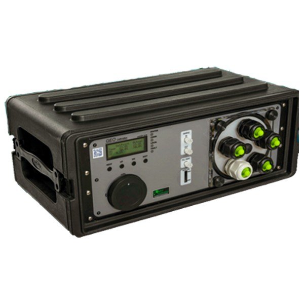 GEO CALIBRATION 2000SHR - 표시창과 다이얼, 포트가 있는 휴대형 습도 발생기