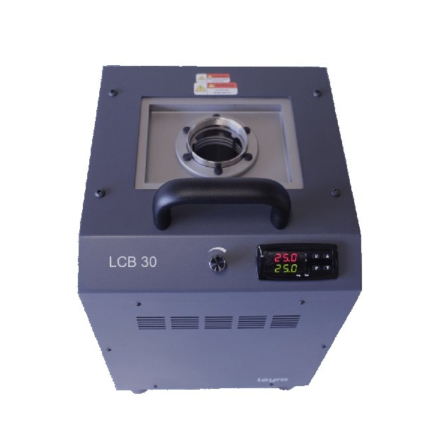 LEYRO INSTRUMENTS LCB30 - 상단 삽입구와 표시창이 보이는 모습