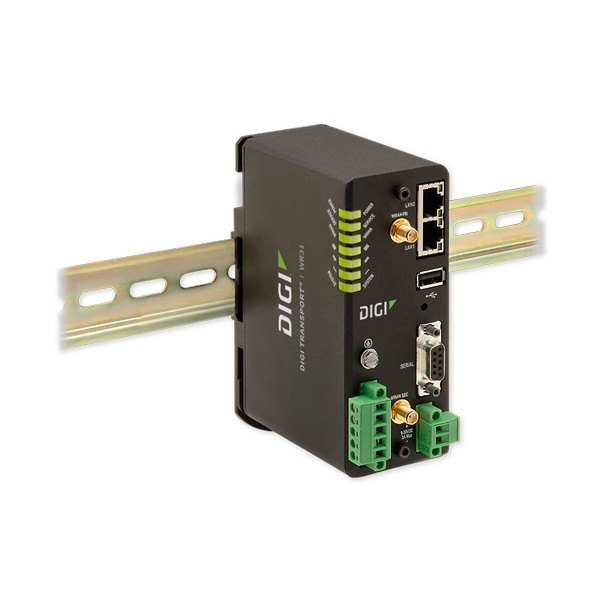 DIGI WR31 - DIN 레일에 장착한 라우터와 포트 연결부 모습