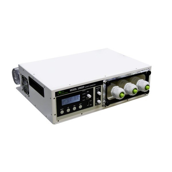 GEO CALIBRATION 1000 SP - 전면 표시창과 커넥터가 보이는 습도 발생기