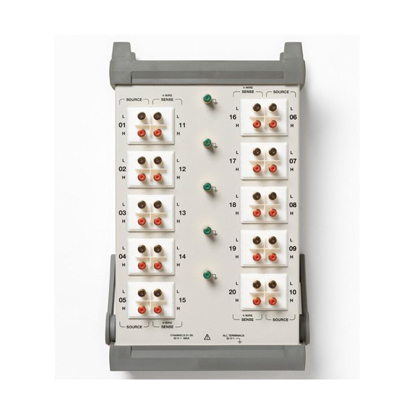 FLUKE CALIBRATION 1586-2588-KIT - 위에서 본 멀티플렉서의 채널 단자 배열