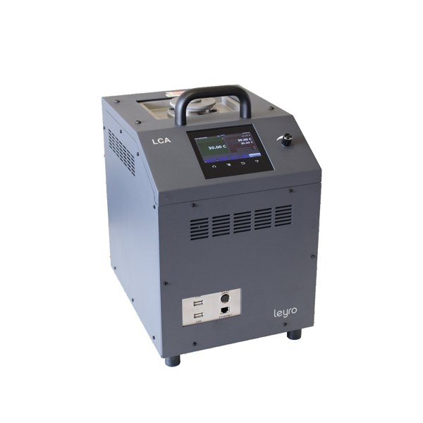 LEYRO INSTRUMENTS LCA30 - 터치 화면과 손잡이가 있는 소형 드라이블럭 본체