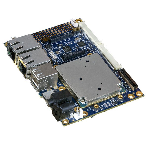 Digi ConnectCore® 8X SBC Pro - 방열 실드와 이더넷 포트가 보이는 보드 비스듬한 모습