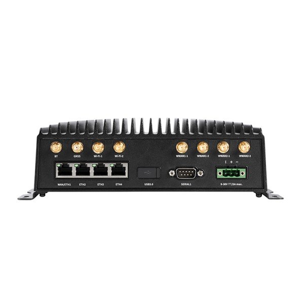 DIGI TX54 - 이더넷과 시리얼 포트, 전원 단자가 보이는 후면
