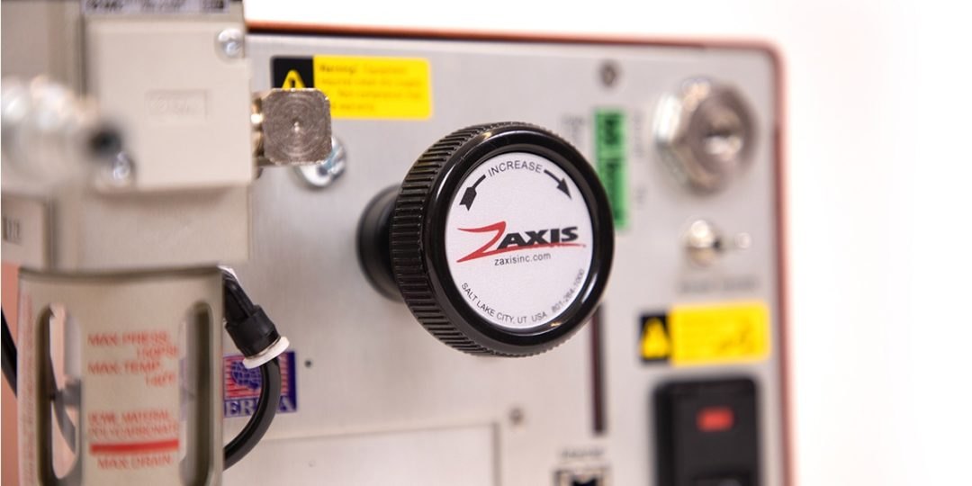 ZAXIS Regulators - 본체 패널에 장착된 압력 조절기 다이얼