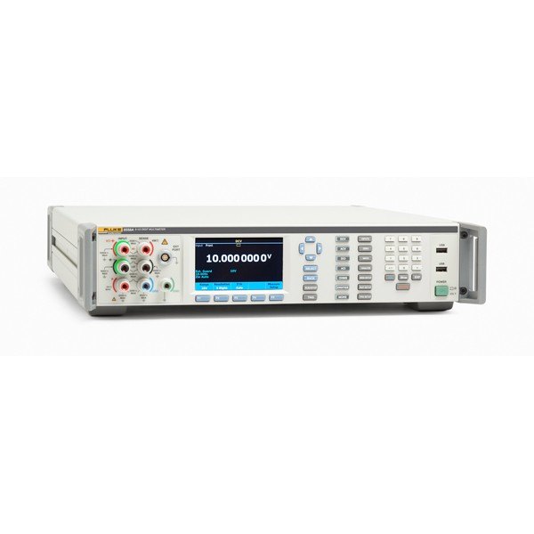FLUKE CALIBRATION 8558A - 비스듬한 각도에서 본 멀티미터 전면부