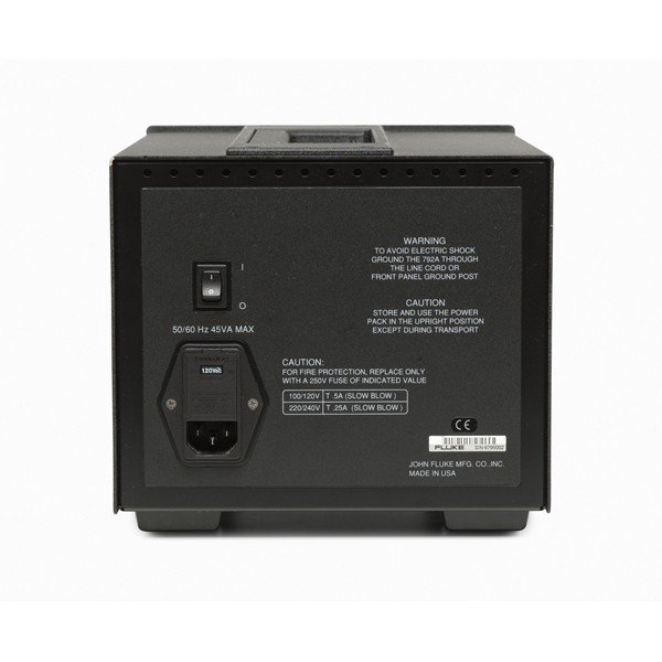 FLUKE CALIBRATION 792A - 전원 스위치와 전원 입력부가 있는 후면부