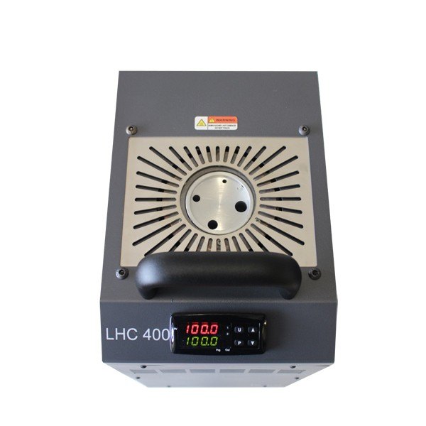 LEYRO INSTRUMENTS LHC400 - 블록 삽입구와 표시창이 보이는 상면 모습
