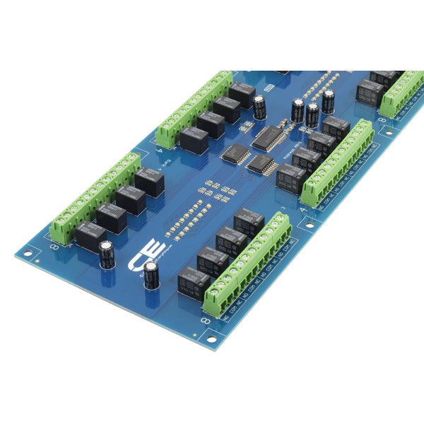 NCD I2C 인터페이스가있는 32 채널 1A SPDT 신호 릴레이 컨트롤러 - 릴레이 컨트롤러 기판 중앙부를 확대한 모습