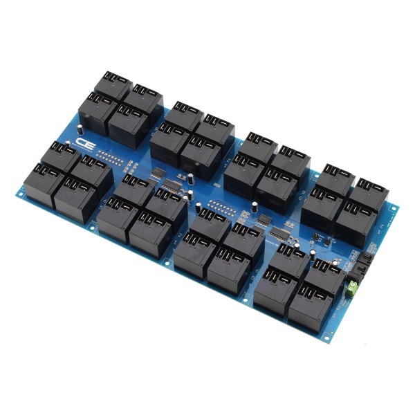 NCD I2C 인터페이스가있는 32 채널 고전력 릴레이 컨트롤러 - 릴레이가 규칙적으로 늘어선 컨트롤러 기판 전체 모습