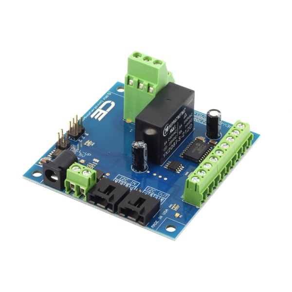 NCD 1 채널 DPDT 신호 릴레이 컨트롤러 + I2C 인터페이스가있는 GPIO 7 개 - 대형 릴레이와 단자대가 보이는 기판 전면