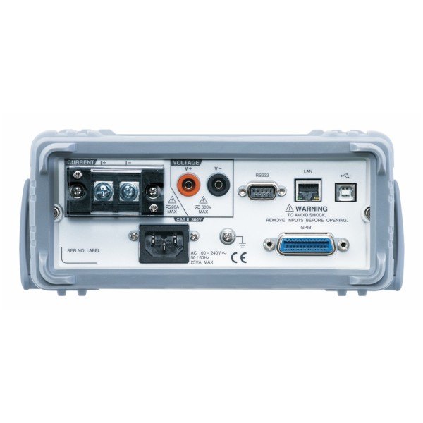 GWINSTEK GPM-8213 - 전류 입력 단자대와 통신 단자가 있는 후면
